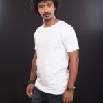pexels-j-sarkar-368375-991509